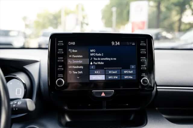 Toyota Yaris (2021) thumbnail 24