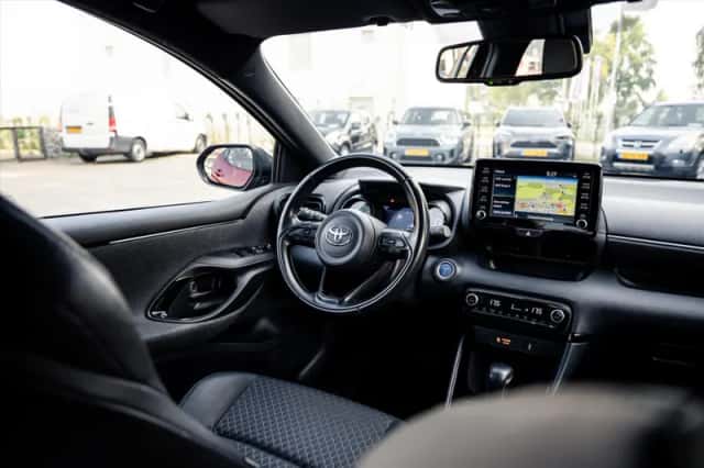 Toyota Yaris (2021) thumbnail 34