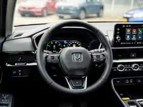 Honda CR-V thumbnail 6
