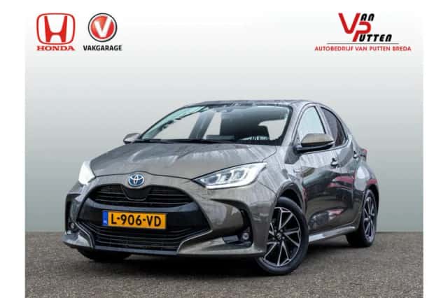 Toyota Yaris (2020) thumbnail 1