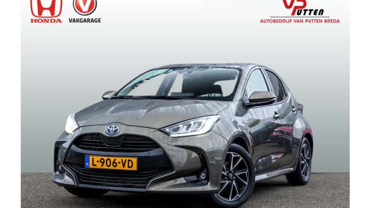 Toyota Yaris (2020) — foto 1