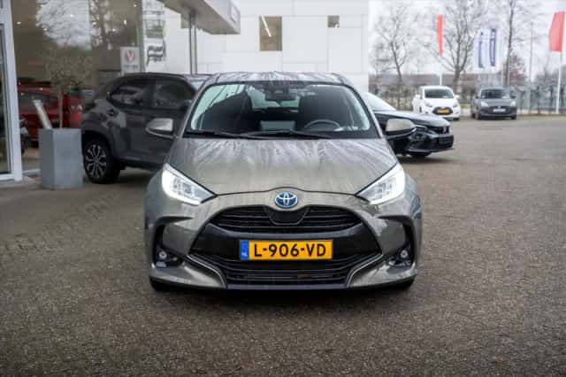 Toyota Yaris (2020) thumbnail 11