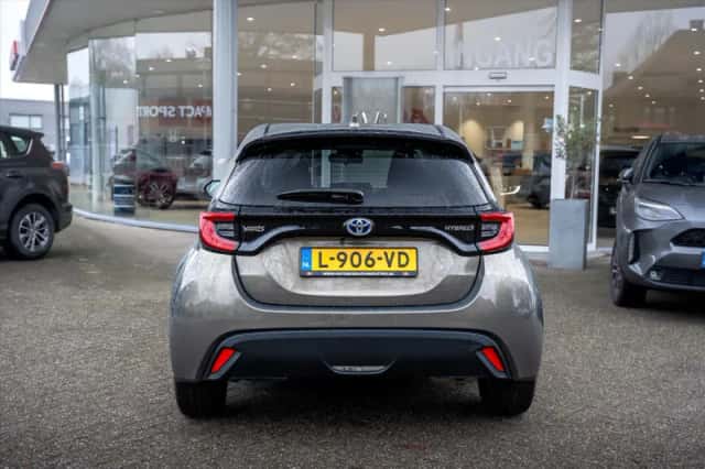 Toyota Yaris (2020) thumbnail 12
