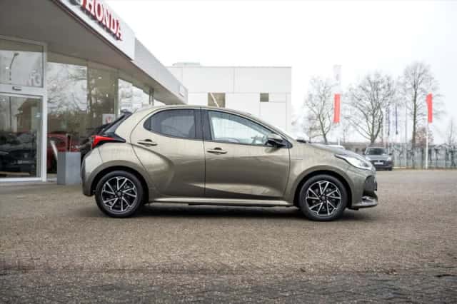 Toyota Yaris (2020) thumbnail 14