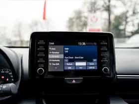 Toyota Yaris (2020) thumbnail 22