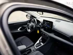 Toyota Yaris (2020) thumbnail 23