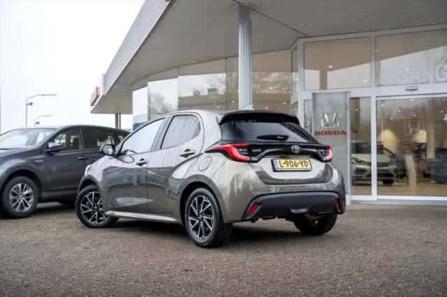 Toyota Yaris (2020) thumbnail 6