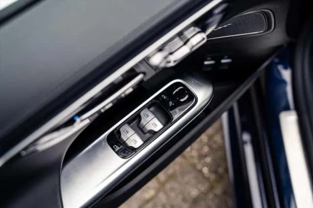 Mercedes-Benz C-Klasse (2022) thumbnail 33