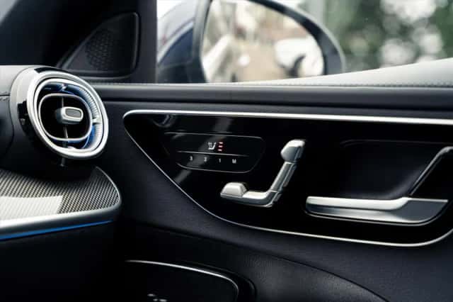 Mercedes-Benz C-Klasse (2022) thumbnail 46