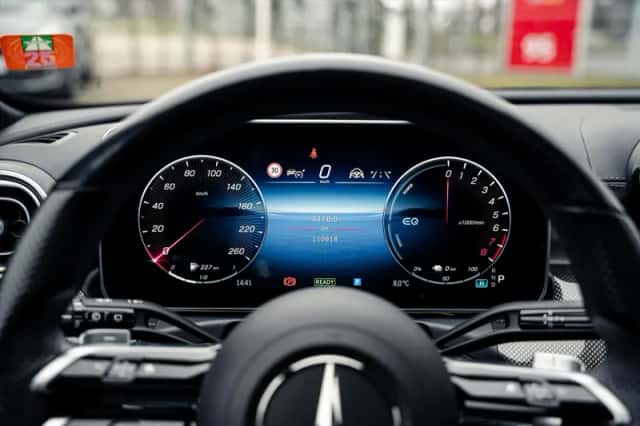 Mercedes-Benz C-Klasse (2022) thumbnail 7