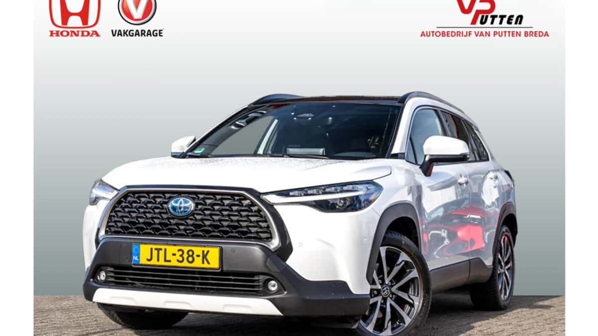 Toyota Corolla (2024) — foto 1