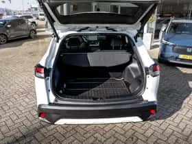 Toyota Corolla (2024) thumbnail 12