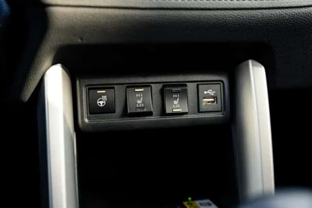 Toyota Corolla (2024) thumbnail 18