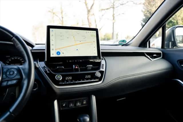 Toyota Corolla (2024) thumbnail 4