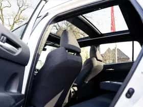 Toyota Corolla (2024) thumbnail 38