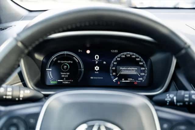 Toyota Corolla (2024) thumbnail 7