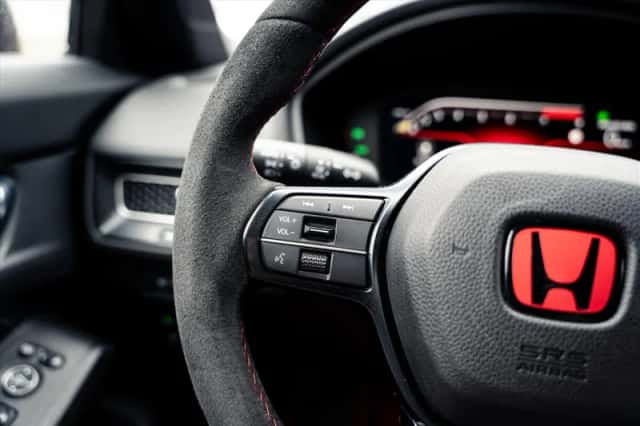 Honda Civic (2023) thumbnail 17