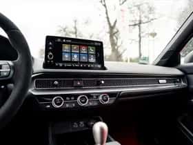 Honda Civic (2023) thumbnail 4