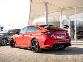 Honda Civic (2023) thumbnail 5