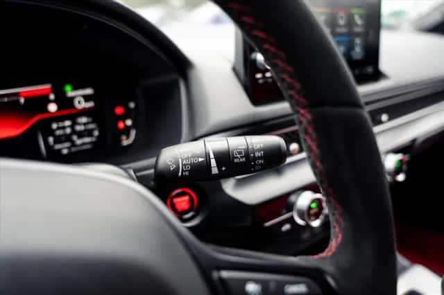 Honda Civic (2023) thumbnail 42