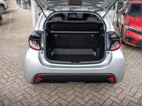 Toyota Yaris (2025) thumbnail 12