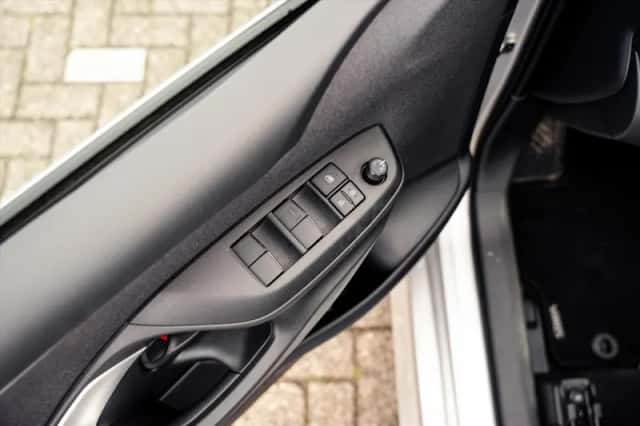 Toyota Yaris (2025) thumbnail 20