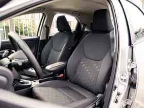 Toyota Yaris (2025) thumbnail 3