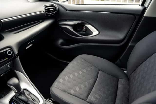 Toyota Yaris (2025) thumbnail 29