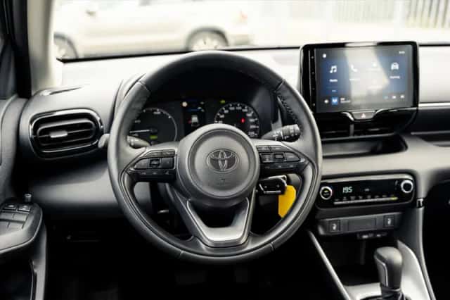 Toyota Yaris (2025) thumbnail 6