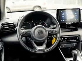 Toyota Yaris (2025) thumbnail 6