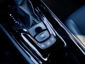 Toyota C-HR (2023) thumbnail 28