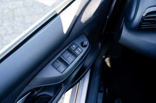 Toyota Yaris (2025) thumbnail 19