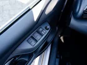 Toyota Yaris (2025) thumbnail 19