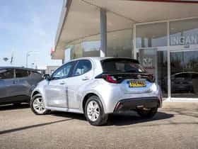 Toyota Yaris (2025) thumbnail 5