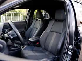 Toyota Yaris Cross (2023) thumbnail 3