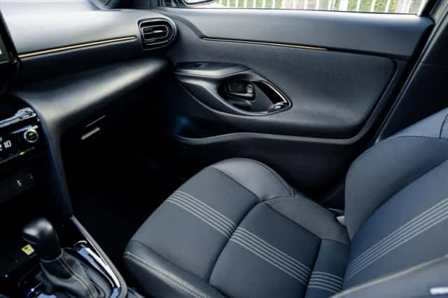 Toyota Yaris Cross (2023) thumbnail 36
