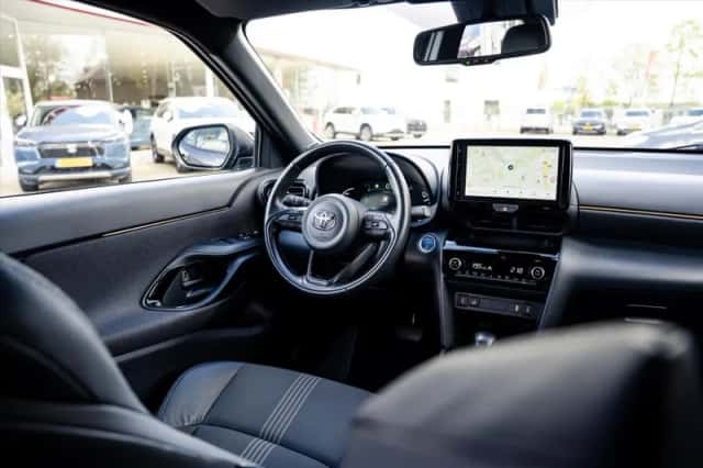 Toyota Yaris Cross (2023) thumbnail 37