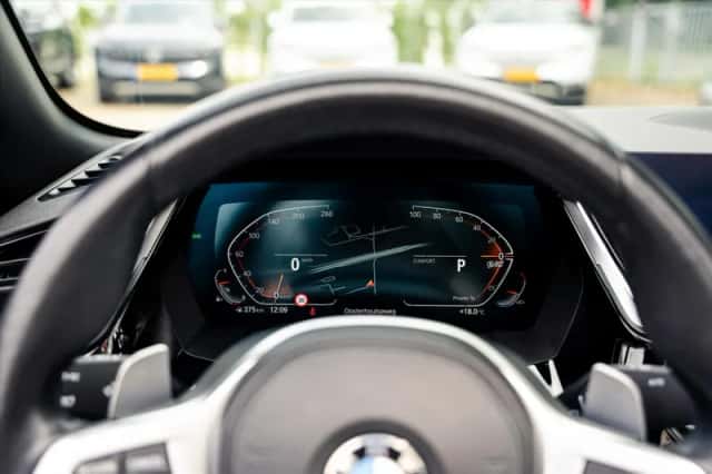 BMW Z4 (2023) thumbnail 8