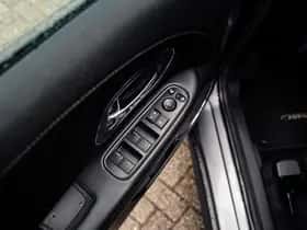 Honda HR-V (2016) thumbnail 27