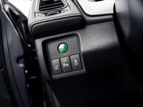 Honda HR-V (2016) thumbnail 33