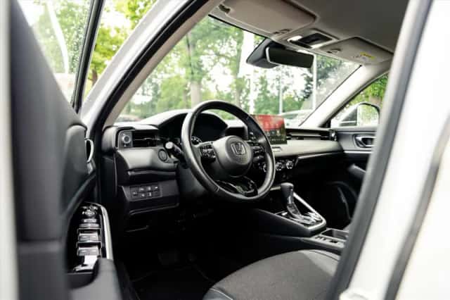Honda HR-V (2022) thumbnail 2