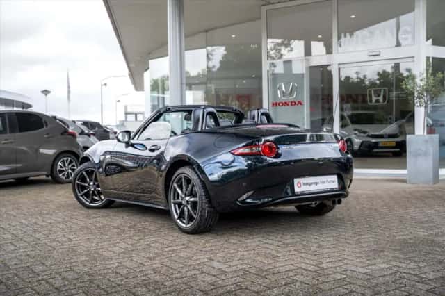 Mazda MX-5 (2019) thumbnail 5