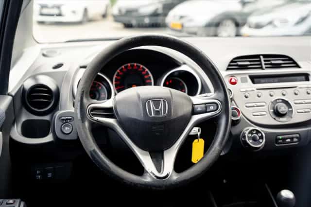 Honda Jazz (2010) thumbnail 6