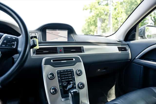 Volvo V70 (2012) thumbnail 4
