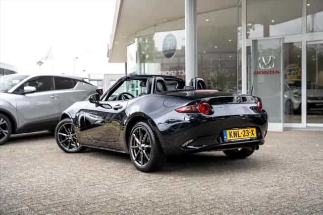 Mazda MX-5 (2019) thumbnail 5