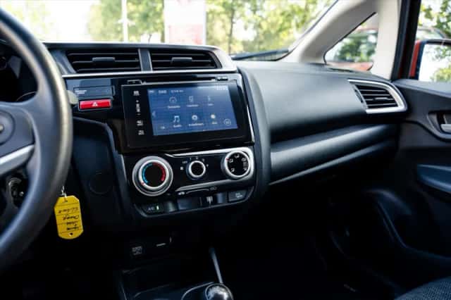 Honda Jazz (2016) thumbnail 4