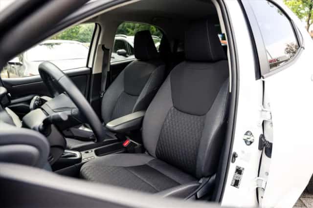 Toyota Yaris (2023) thumbnail 3