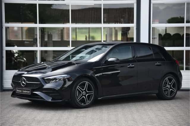 Mercedes-Benz A-Klasse (2023) thumbnail 2