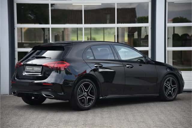 Mercedes-Benz A-Klasse (2023) thumbnail 4