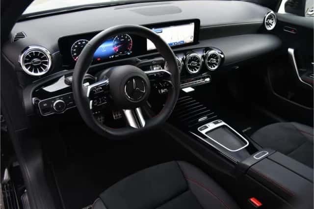 Mercedes-Benz A-Klasse (2023) thumbnail 7